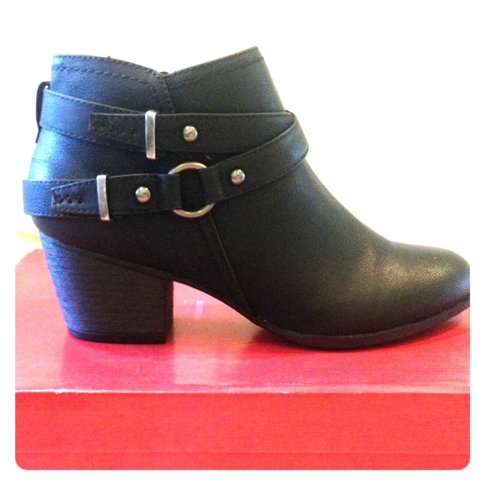 Brand new size 9 black with buckle shoe boot